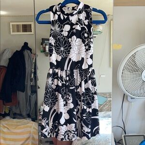 Chic Black and White Floral Mini Dress